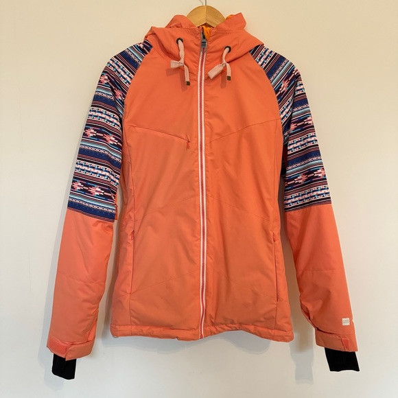 PWDR Room Jacket in Orange/Coral in Geometric Pattern - Picture 2 of 10